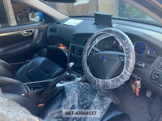 Volvo V70 2006-09 8076067-10