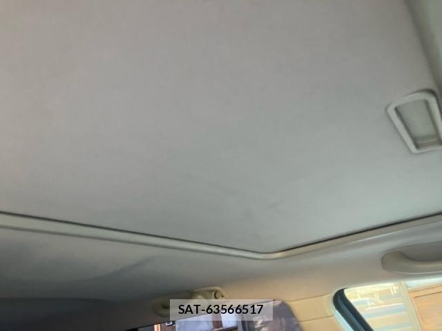 Volvo V70 2006-09 8076067-22