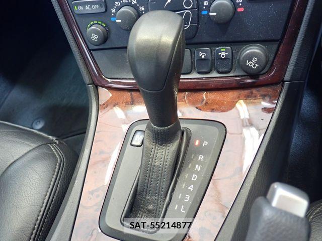 Volvo V70 2008-03 8076066-14