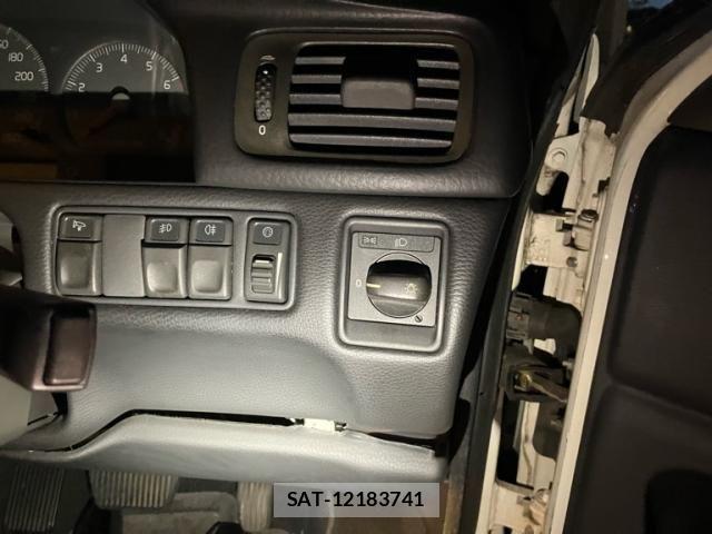 Volvo V70 1999-11 8076069-12