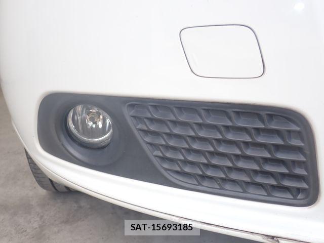 Volvo V70 2013-03 8076068-9