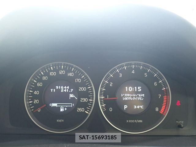 Volvo V70 2013-03 8076068-12