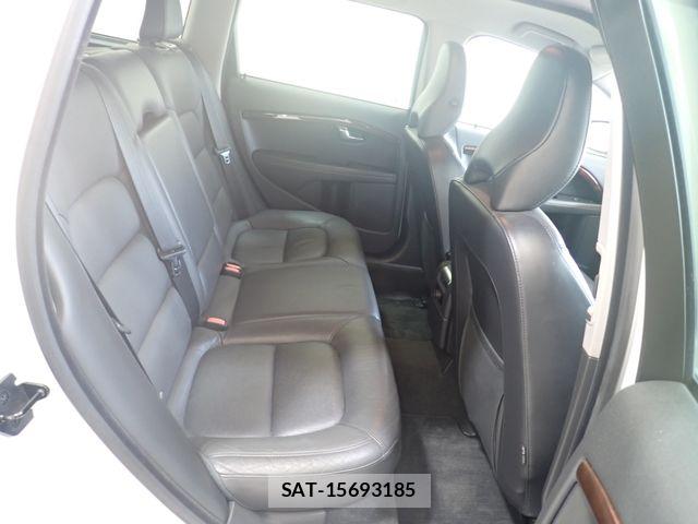 Volvo V70 2013-03 8076068-22