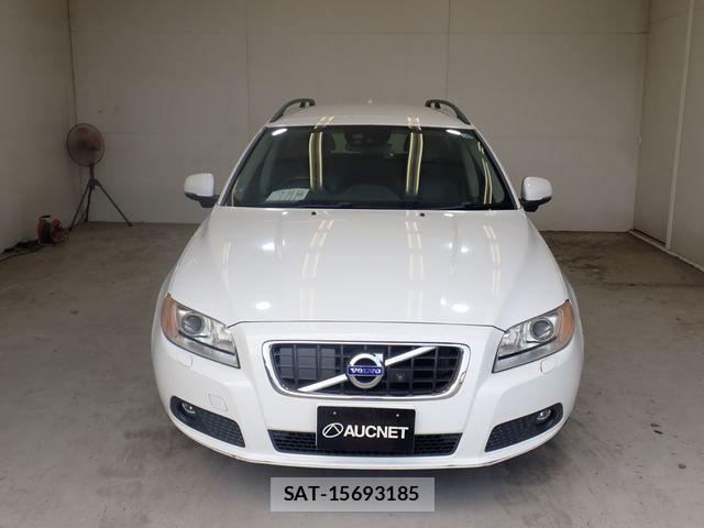 Volvo V70 2013-03 8076068-4