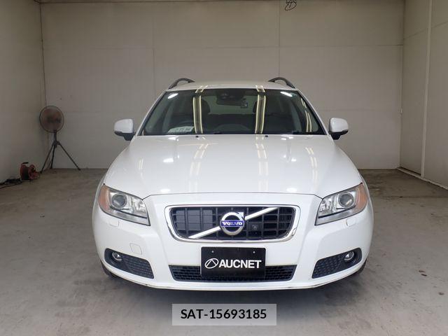 Volvo V70 2013-03 8076068-5