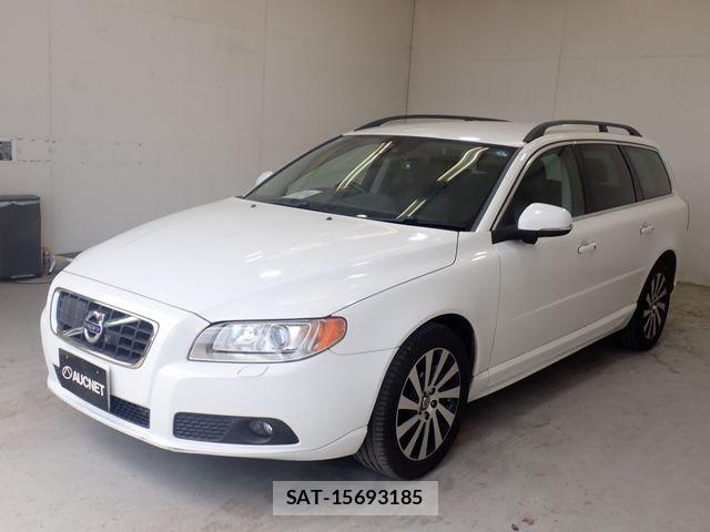 Volvo V70 2013-03 8076068-6