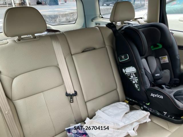 Volvo V70 2015-09 8102547-16