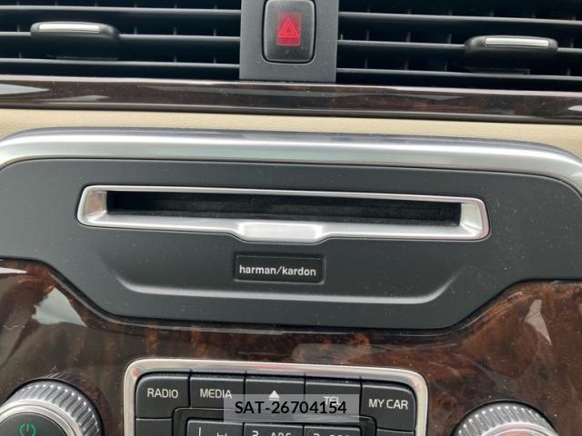 Volvo V70 2015-09 8102547-20