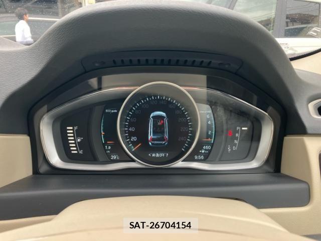 Volvo V70 2015-09 8102547-25
