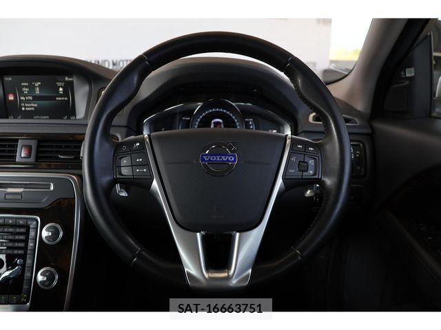 Volvo V70 2015-08 8210889-9