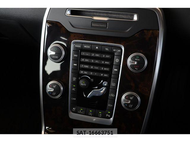 Volvo V70 2015-08 8210889-14