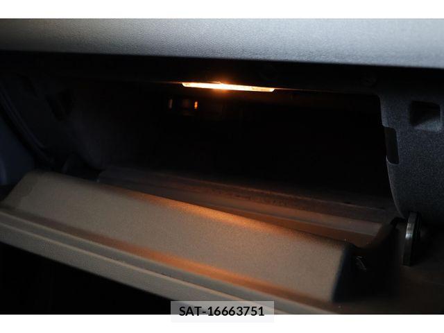 Volvo V70 2015-08 8210889-19