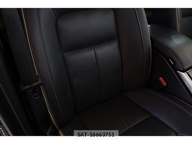 Volvo V70 2015-08 8210889-21