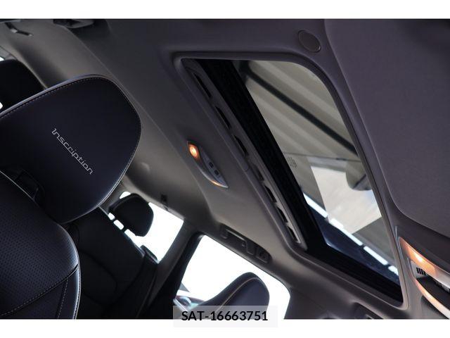 Volvo V70 2015-08 8210889-24
