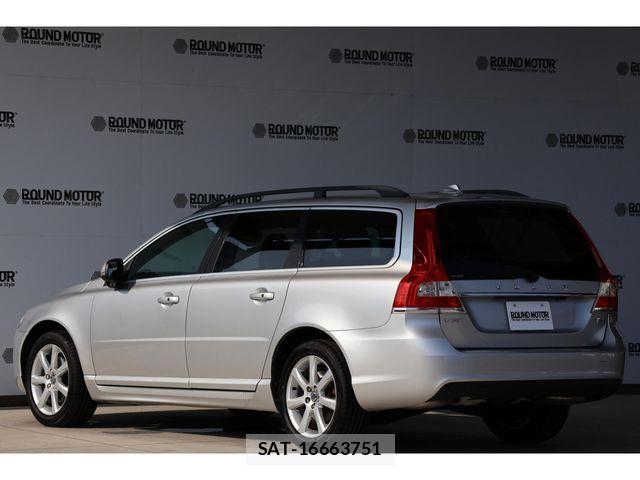 Volvo V70 2015-08 8210889-4