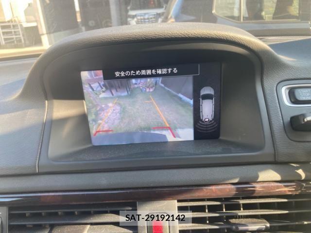 Volvo V70 2013-05 8232309-13
