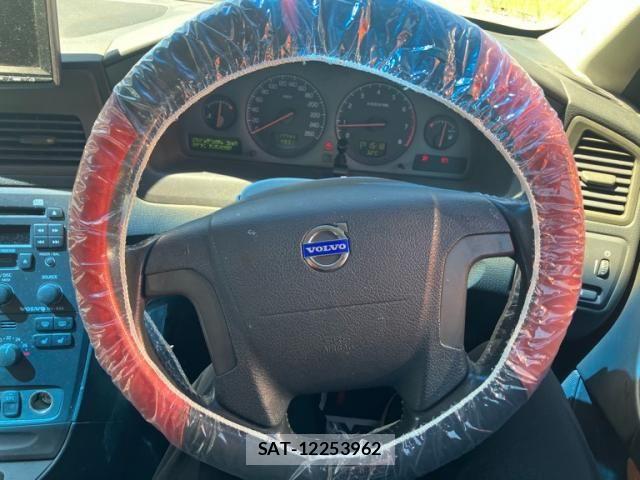 Volvo V70 2003-02 8353778-15