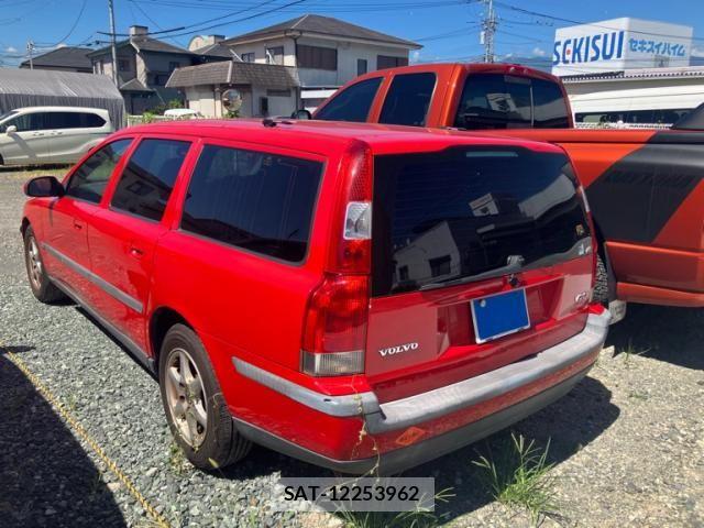 Volvo V70 2003-02 8353778-2