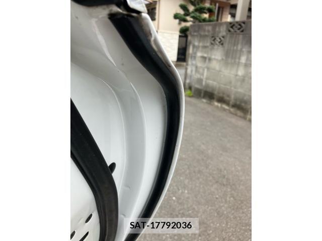 Volvo V70 2012-08 8369632-24