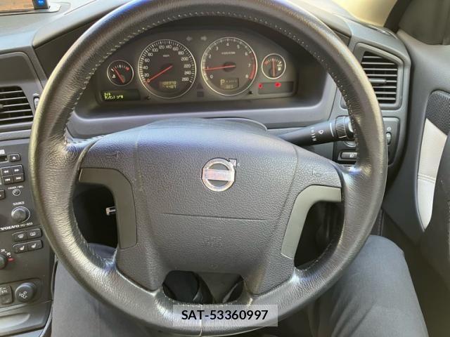 Volvo V70 2004-03 8458727-14