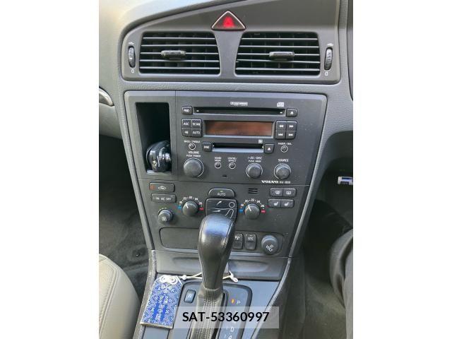 Volvo V70 2004-03 8458727-17