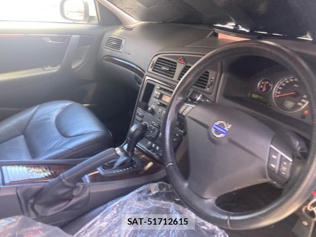 Volvo V70 2007-09 8564003-16
