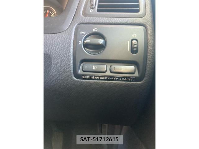 Volvo V70 2007-09 8564003-18