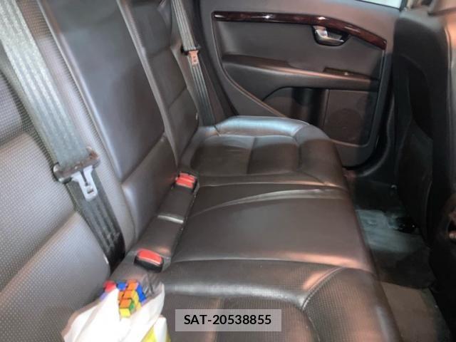 Volvo V70 2009-09 8564004-11