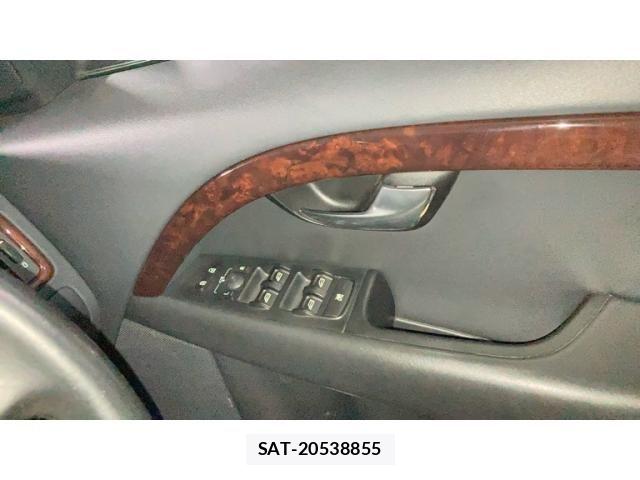 Volvo V70 2009-09 8564004-15