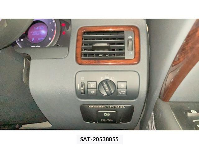 Volvo V70 2009-09 8564004-19