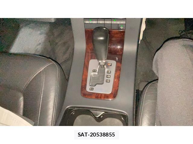 Volvo V70 2009-09 8564004-23