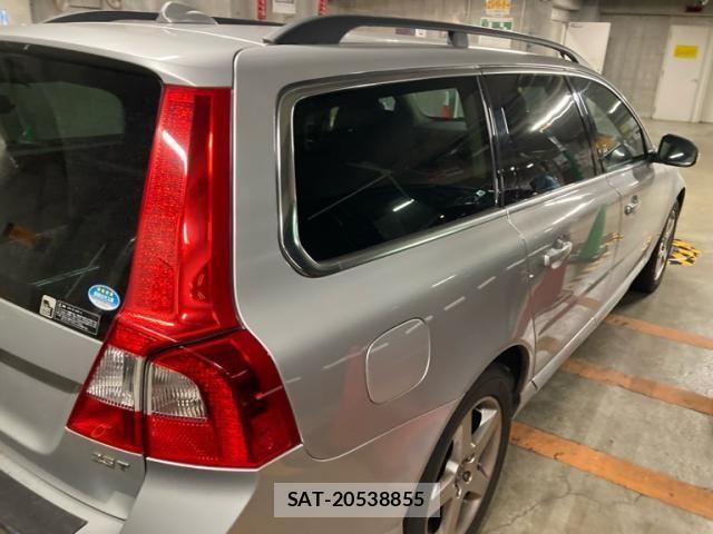 Volvo V70 2009-09 8564004-2