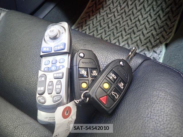 Volvo V70 2003-10 8629596-28
