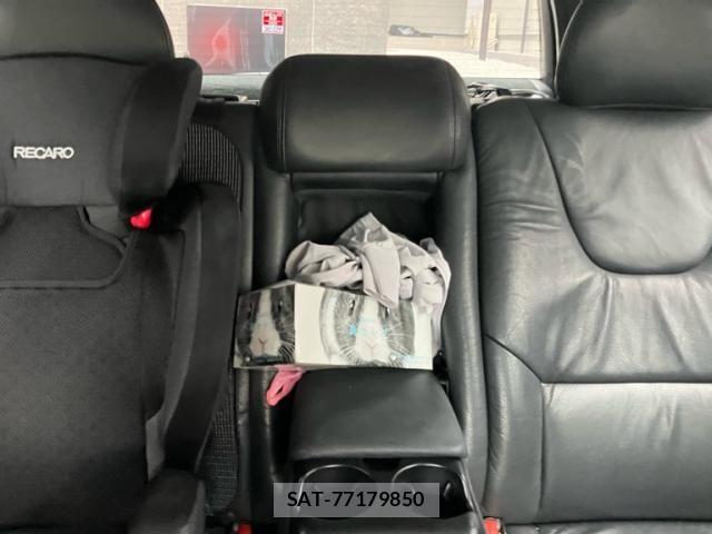 Volvo V70 2006-08 8686874-16