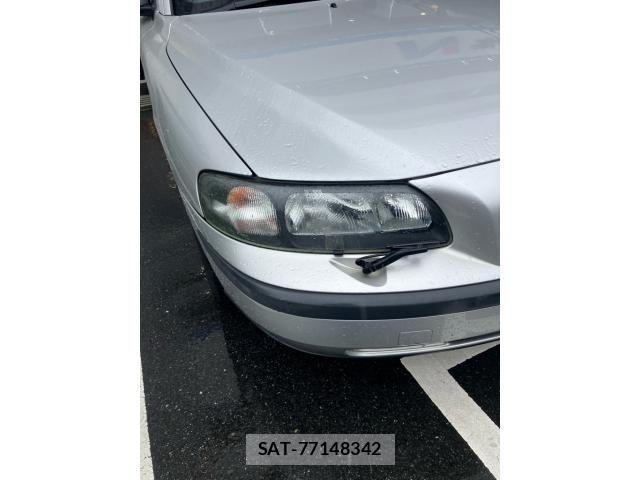 Volvo V70 2003-12 8746679-11