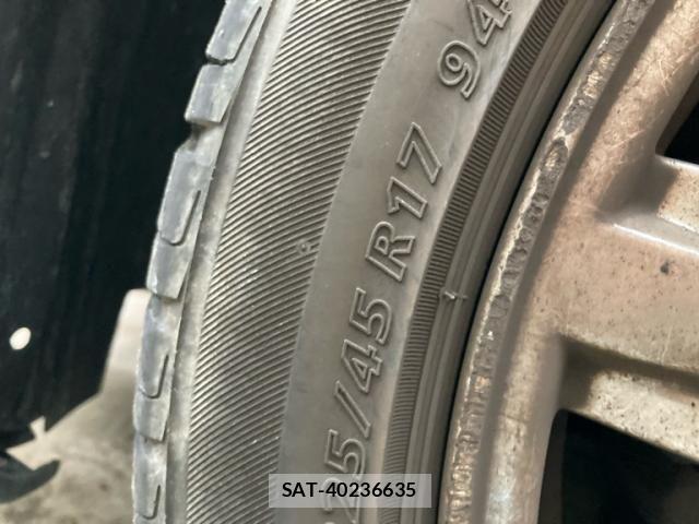 Volvo V70 2004-04 8746676-9