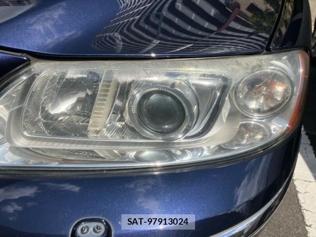 Volvo V70 2007-10 8746677-1