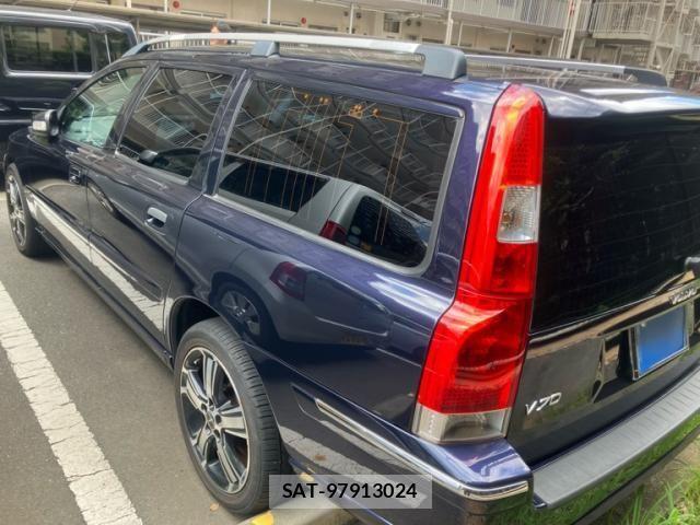 Volvo V70 2007-10 8746677-4