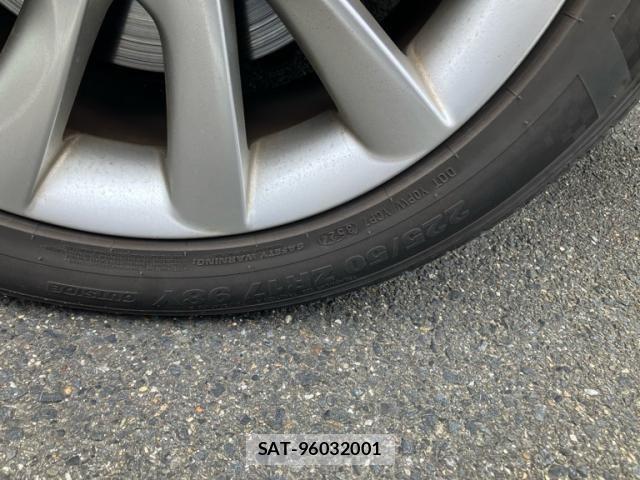 Volvo V70 2014-06 8746678-8