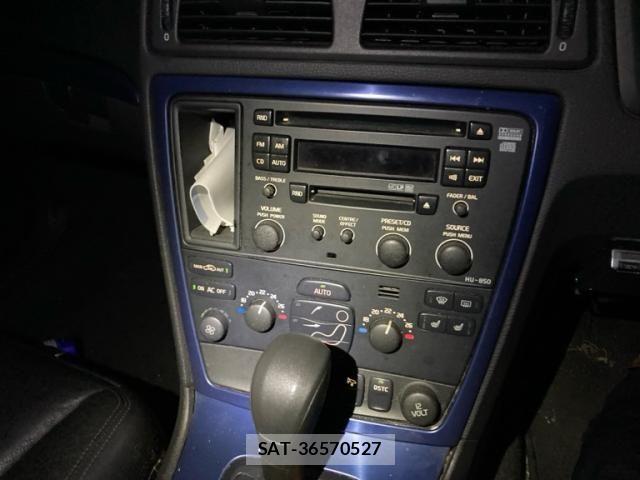 Volvo V70 2006-03 8832378-11