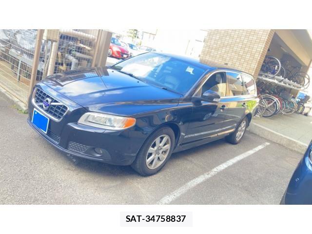 Volvo V70 2011-07 8832376-1