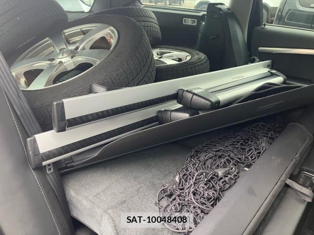 Volvo V70 2011-05 8882850-14