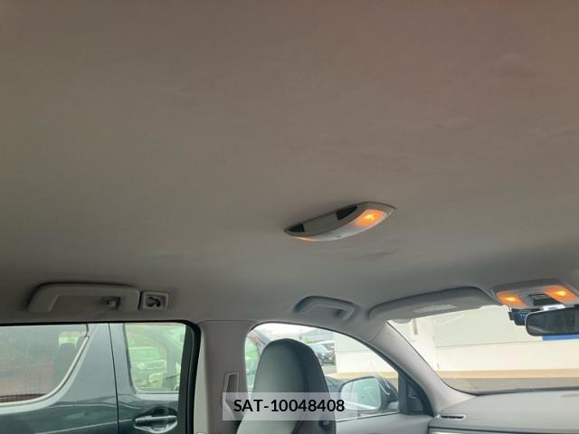 Volvo V70 2011-05 8882850-15