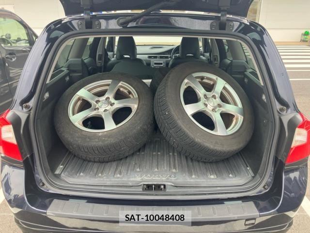 Volvo V70 2011-05 8882850-17