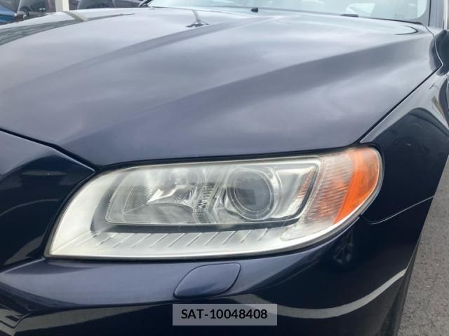 Volvo V70 2011-05 8882850-5