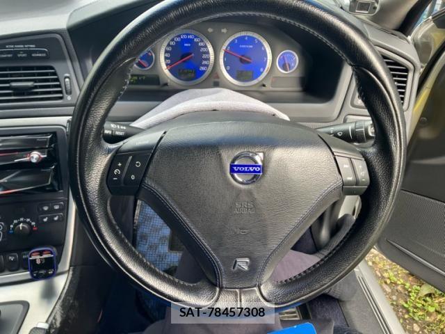 Volvo V70 2005-06 8882847-11