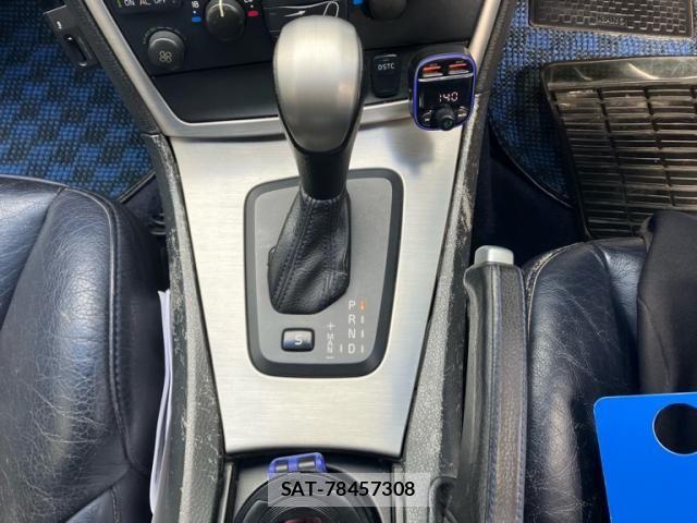 Volvo V70 2005-06 8882847-14