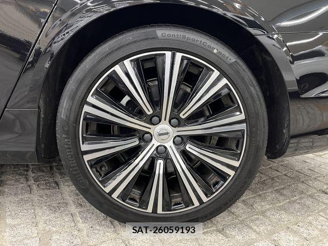 Volvo V90 2024-03 4051292-11