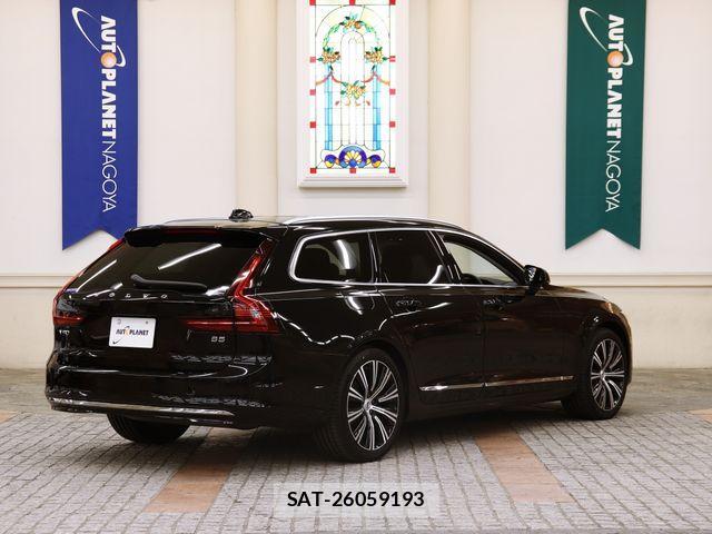 Volvo V90 2024-03 4051292-2
