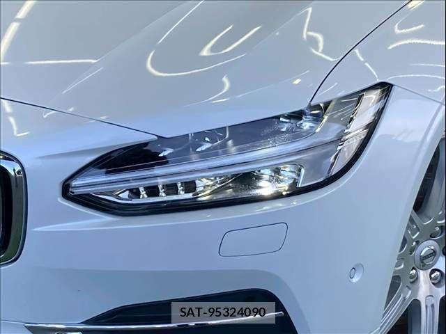 Volvo V90 2017-04 4759213-19